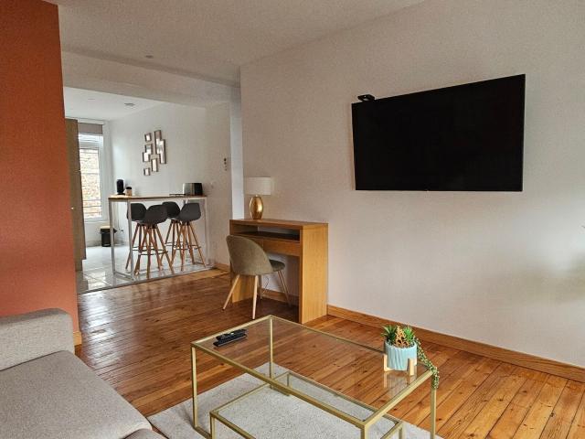 Location appartement, 42.12 m² T 2 à Saint Quentin, 750 €