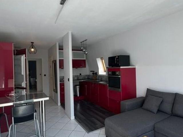 Location appartement, 42.38 m² T 2 à Vaujours, 890 €