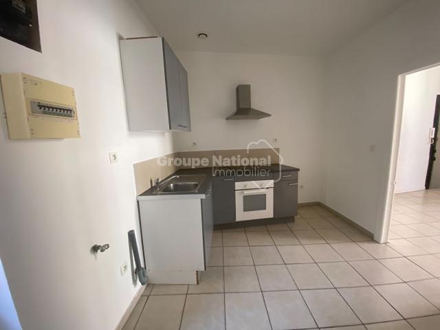 Location appartement 42.39 m², Nimes 30000 Gard