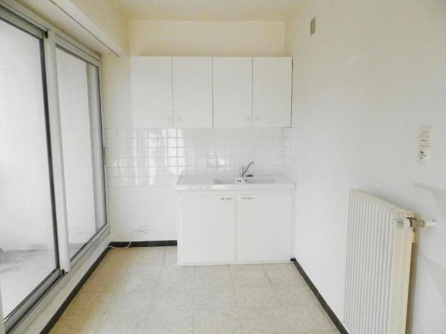 Location Appartement 42m² USSEL 19200