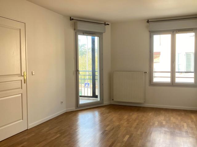 Location appartement, 47.57 m² T 2 à Francheville, 798 €