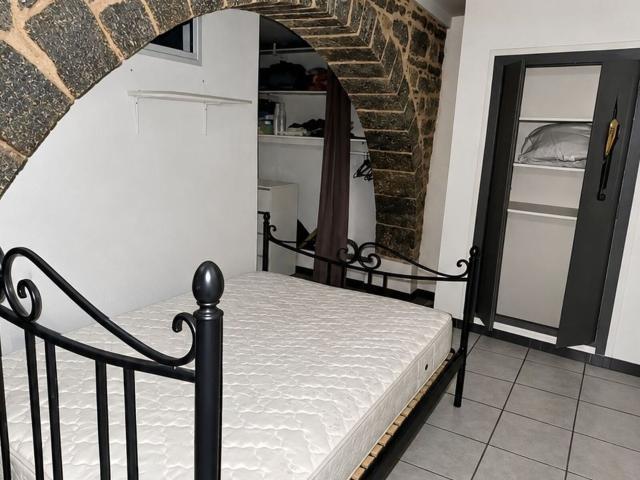 Location appartement, 47.9 m² T 1 à La Farlède, 562 €