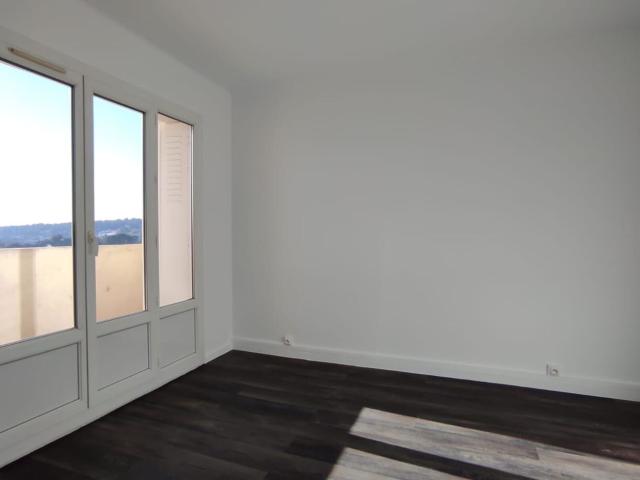 Location appartement, 47.14 m² T 2 à Toulon, 654 €
