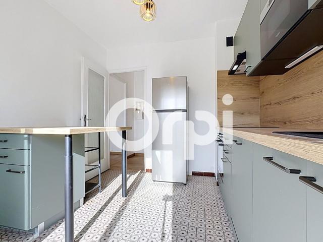 Location appartement, 47.3 m² T 2 à Annemasse, 1 500 €