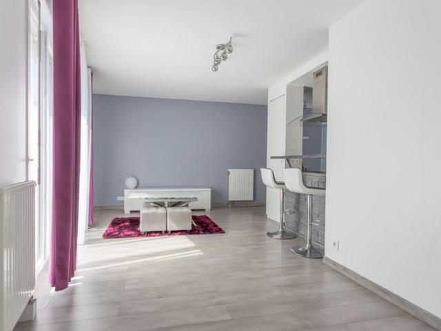Location appartement, 44.67 m² T 2 à Fleury Mérogis, 858 €