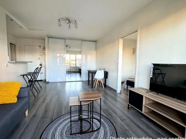 Location appartement, 44.33 m² T 2 à Champigny sur Marne, 1 003 €