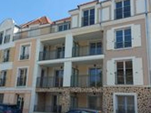 Location appartement, 45.21 m² T 2 à Ozoir la Ferrière, 847 €