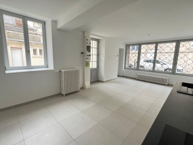 Location appartement, 45.31 m² T 2 à Laon, 510 €