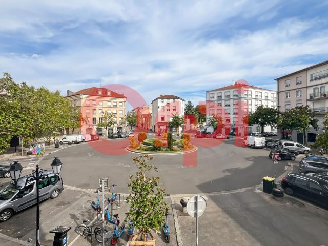 Location appartement, 45 m² T 3 à Lyon 3, 1 050 €