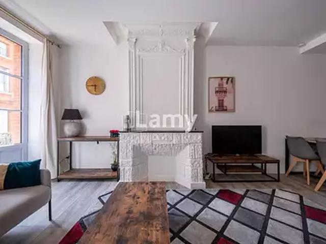 location appartement, 46.55 m² au dernier étage
