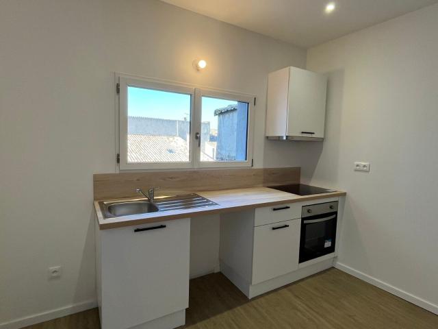 Location appartement, 46.5 m² T 2 à Castelnaudary, 525 €