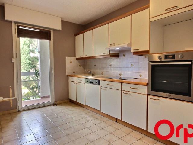 Location appartement, 46.8 m² T 2 à Marseille 12, 740 €