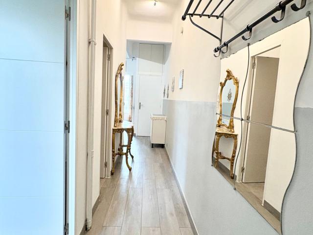 Location appartement, 46.02 m² T 2 à Nice, 1 100 €