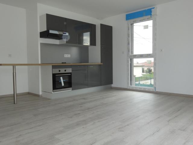 Location appartement, 46.16 m² T 2 à Brignais, 750 €