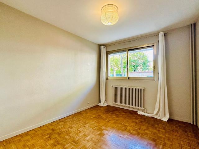 Location appartement, 46.38 m² T 2 à Saint Maur des Fossés, 1 150 €