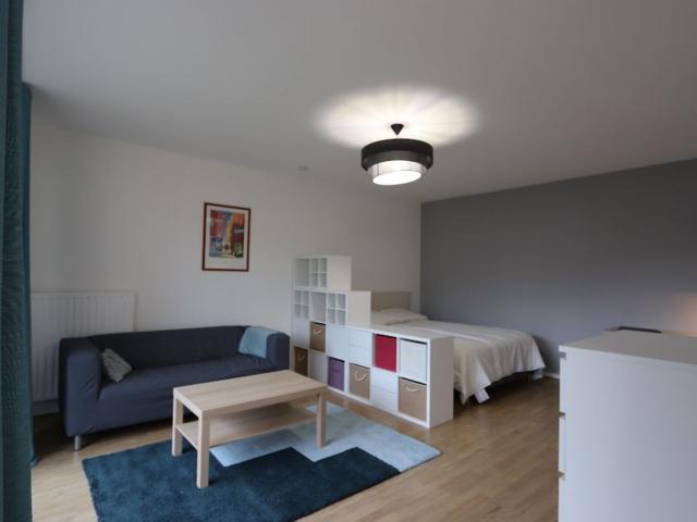 Location appartement, 46 m² T 1 à Tassin la Demi Lune, 810 €