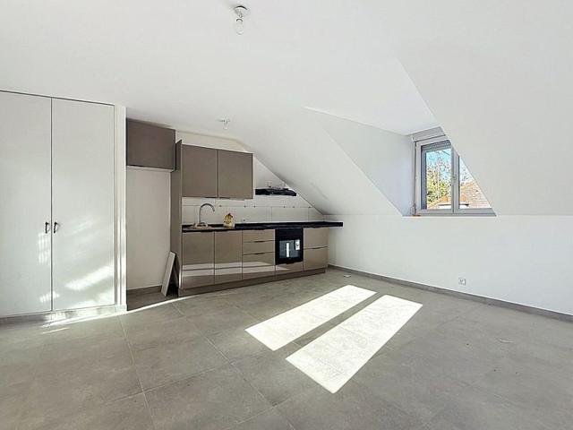 Location appartement, 46 m² T 2 à Villecresnes, 800 €
