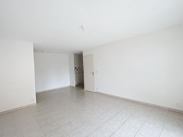 Location appartement, 49.9 m² T 2 à Brest, 587 €