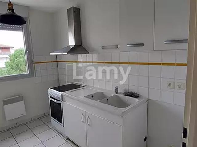 location appartement, 49.39 m² parking garage