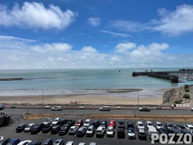 Location Appartement 4 pièce s 103 m² Granville