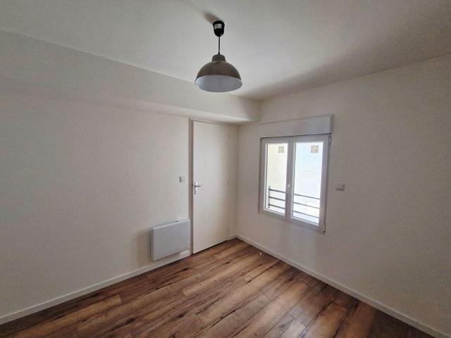 Location Appartement 4 pièces 55m²