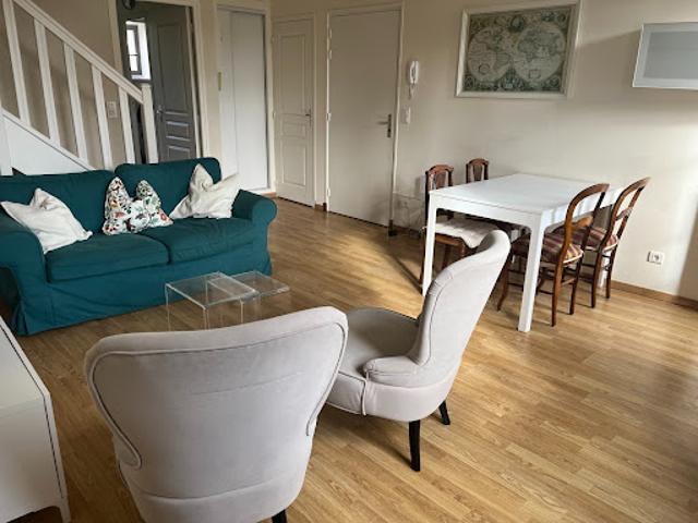 Location Appartement 4 pièces 59.8 m2 Milly la Forêt