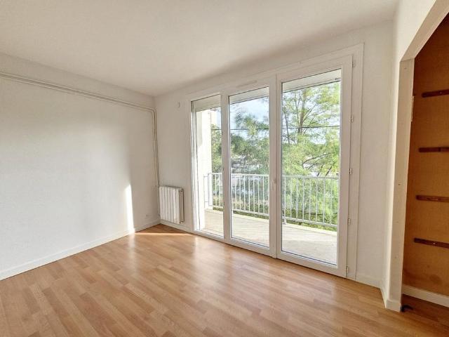 Location Appartement 4 pièces 63m² AGEN 47000