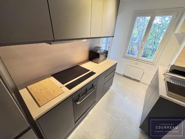 Location Appartement 4 pièces 60.84 m2 Montpellier