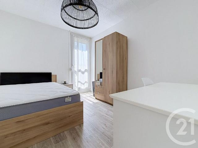 Location Appartement 4 pièces 60m² TROYES 10000