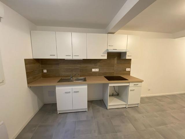 Location appartement 4 pièces, 62.21m², Castelnaudary
