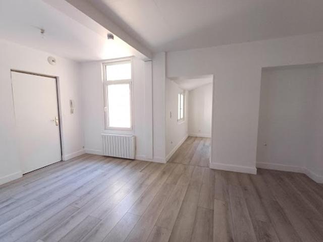 Location Appartement 4 pièces 62 m2 Lillers