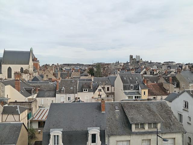 Location Appartement 4 pièces 67.17 m2 Bourges