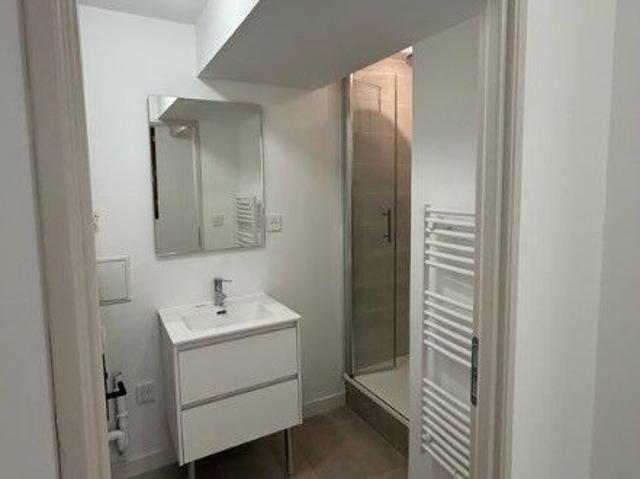 Location appartement 4 pièces 67 m² à Libourne 33500