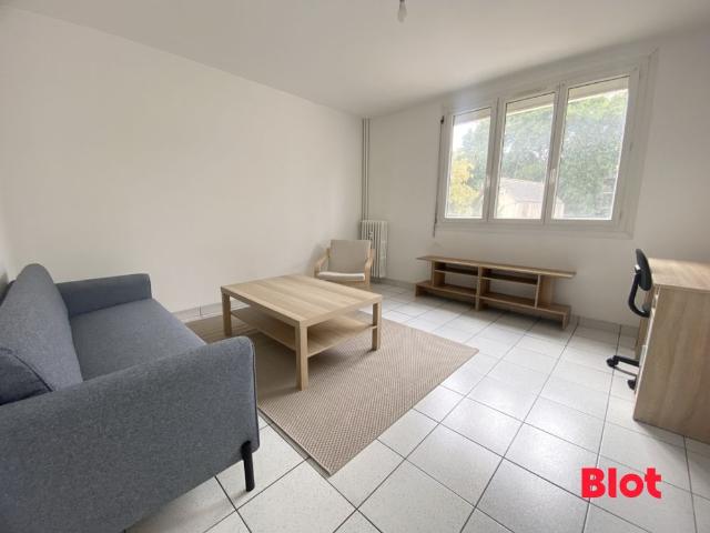 Location Appartement 4 pièces 67m² RENNES 35000