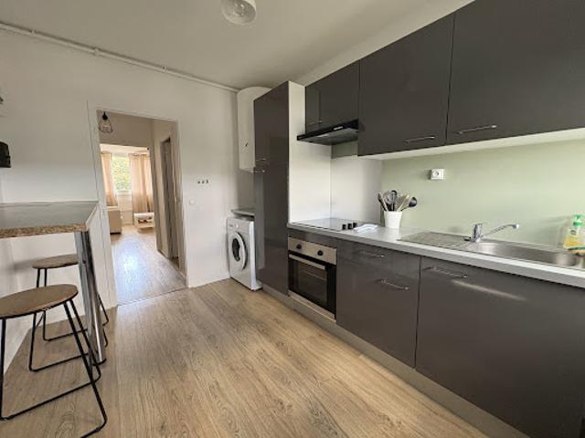 Location Appartement 4 pièces 64.08 m2 Saint Etienne