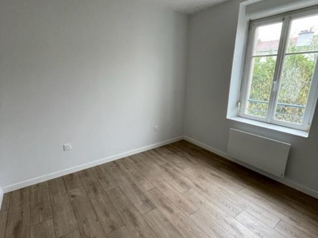 Location Appartement 4 pièces 64m² NANCY 54000
