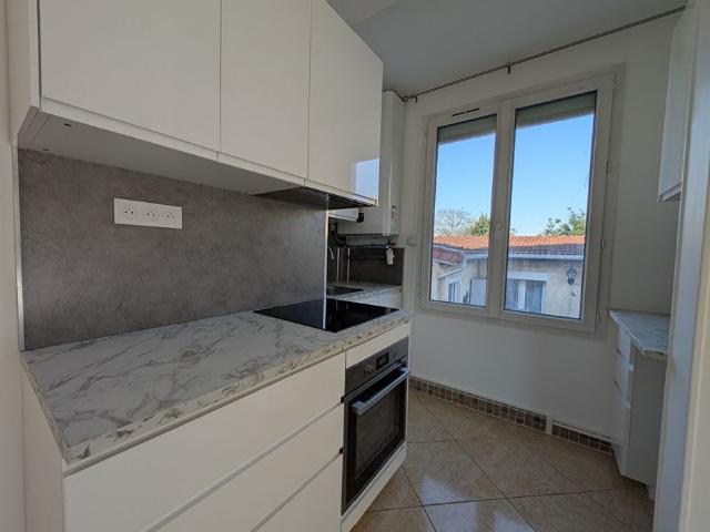 Location Appartement 4 pièces 65m²