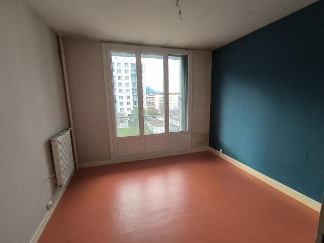 Location Appartement 4 pièces 65m² ECHIROLLES 38130