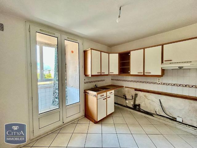 Location Appartement 4 pièces 65m² ECHIROLLES 38130