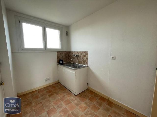 Location Appartement 4 pièces 65m² LE MANS 72100