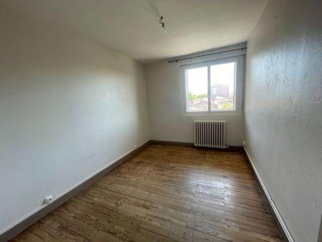 Location Appartement 4 pièces 108.00 m² montauban