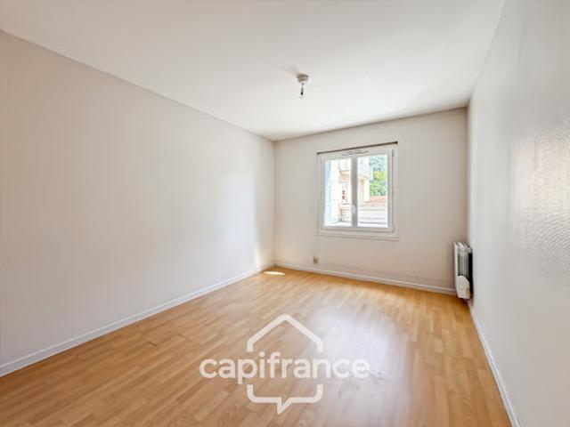 Location Appartement 4 pièces 66 m2 Saint Vallier