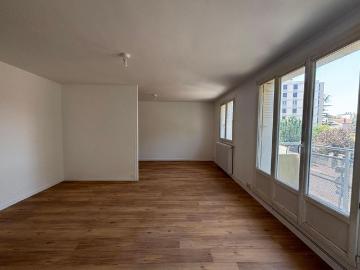 Location Appartement 4 pièces 66m² VALENCE 26000