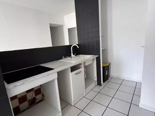 Location Appartement 4 pièces 68 m2 à Aubagne