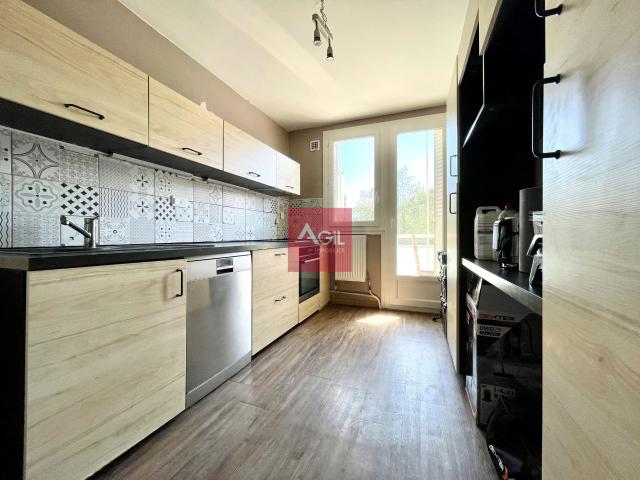 Location Appartement 4 pièces 68m² GRENOBLE 38100