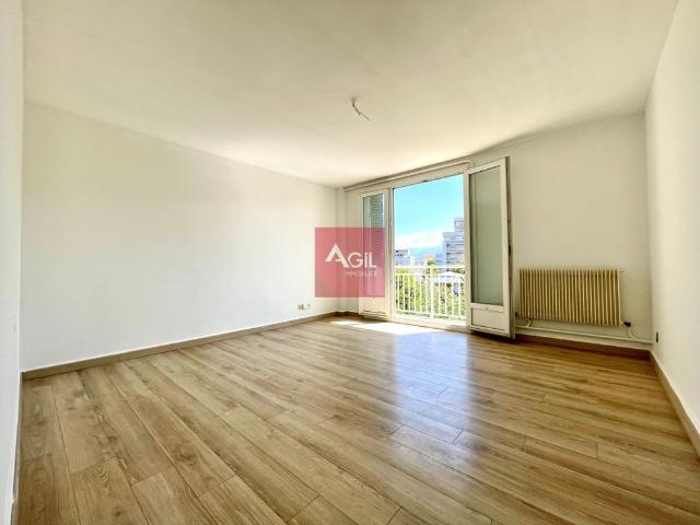 Location Appartement 4 pièces 68m² GRENOBLE 38100