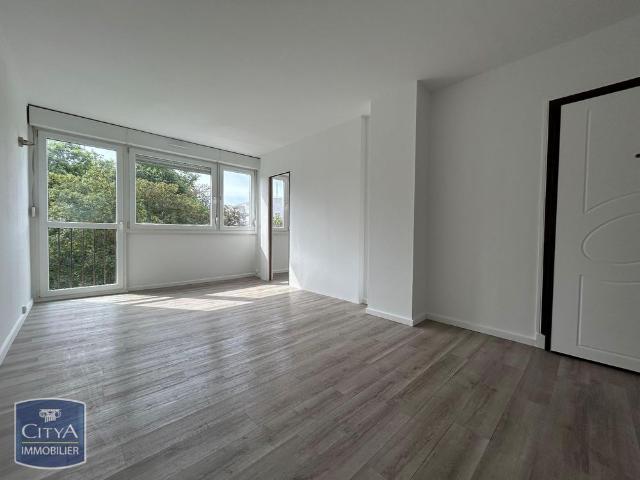 Location Appartement 4 pièces 68m² LILLE 59000