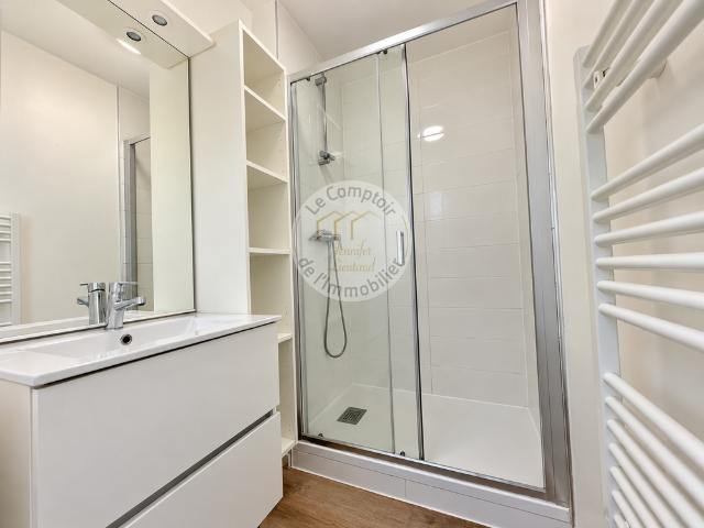 Location Appartement 4 pièces 68m² MARSEILLE 9ème