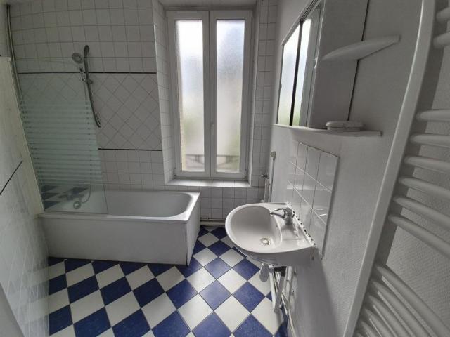 Location Appartement 4 pièces 68m² NANCY 54000