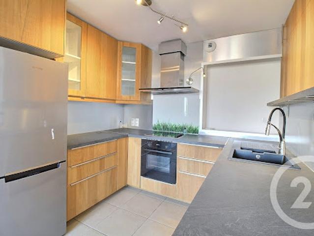 Location Appartement 4 pièces 69.99 m2 Maisons Alfort